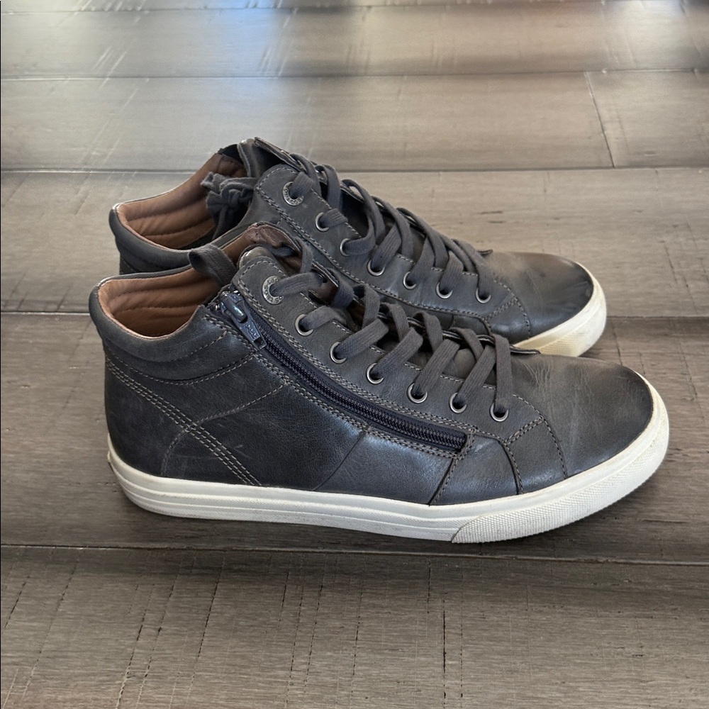Taos Winner steel color high-top zip Sneakers Gently used